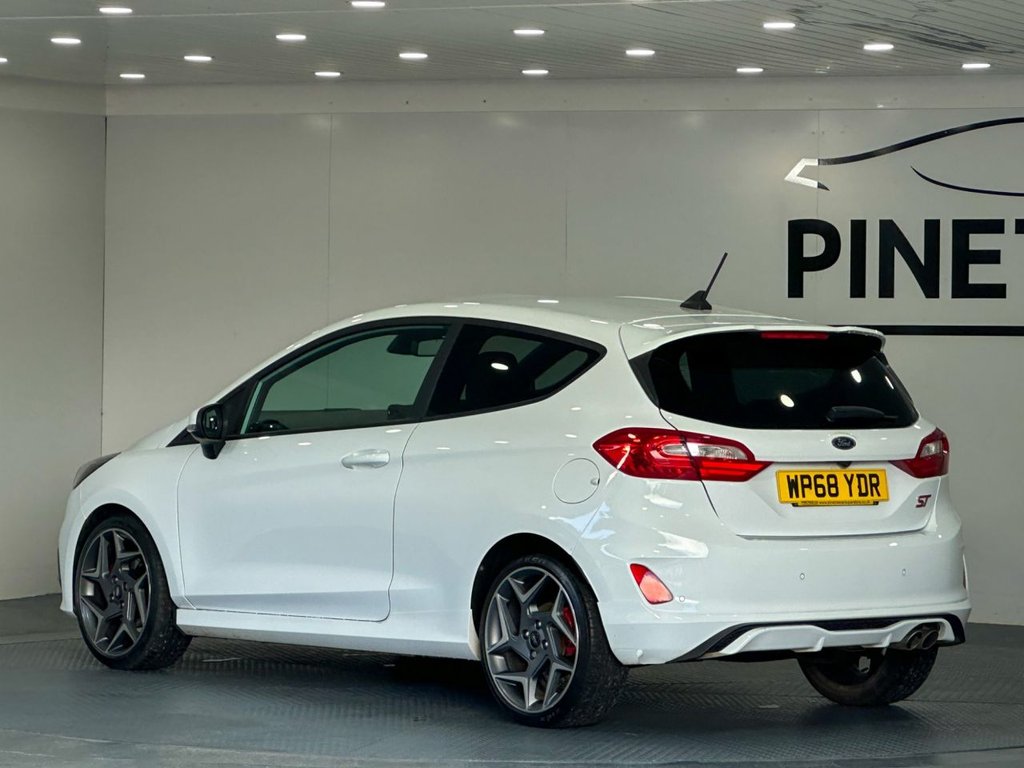 Used Ford Fiesta 2018 for sale - 76303964: Photo 8