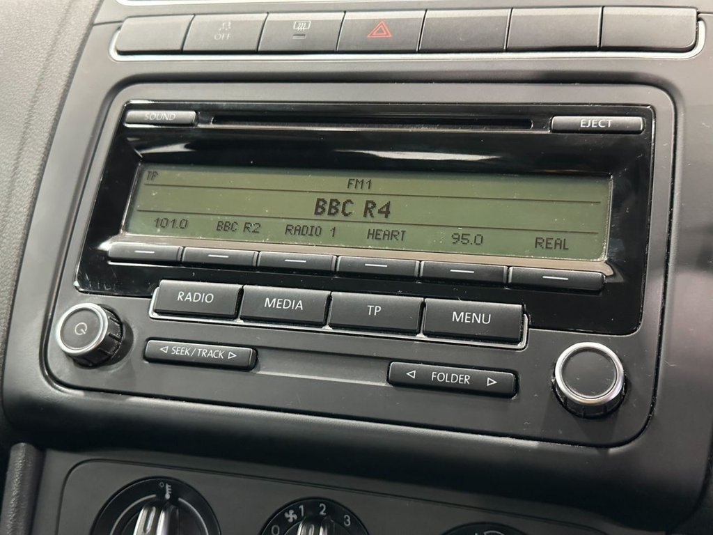 Used Volkswagen Polo 2012 for sale - 76883542: Photo 24