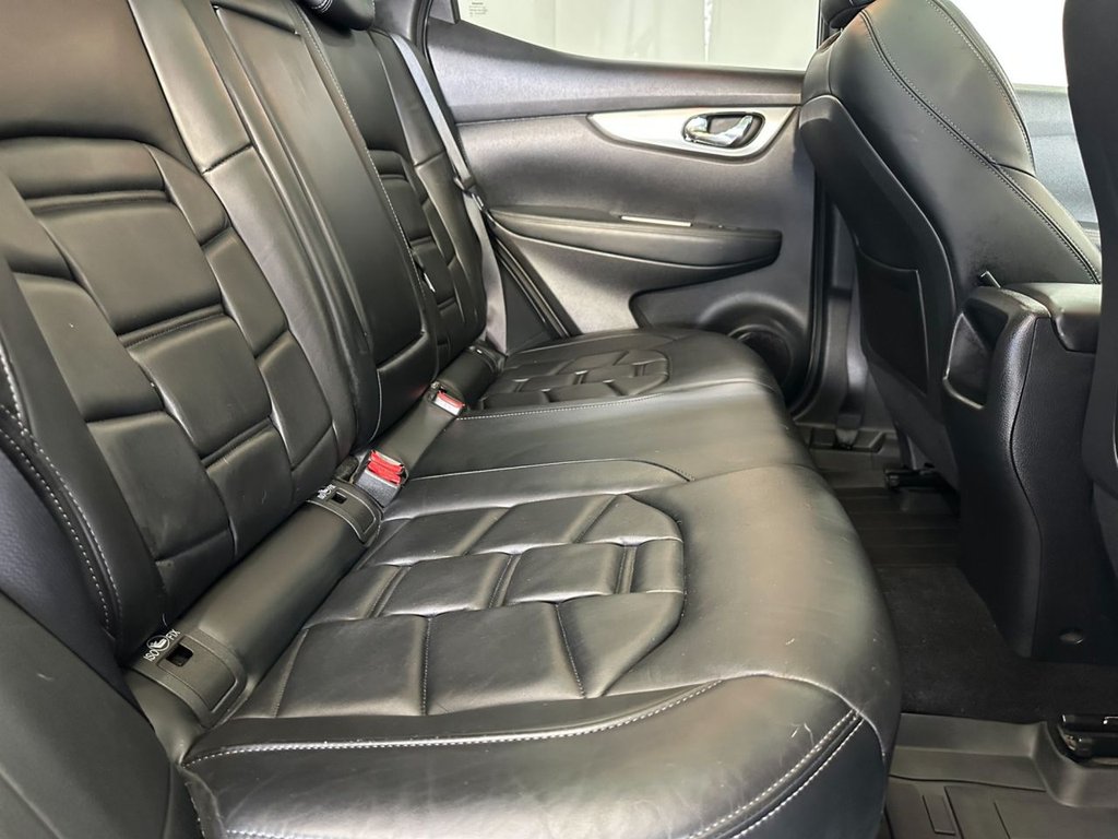 Used Nissan Qashqai 2018 for sale - 76038620: Photo 15