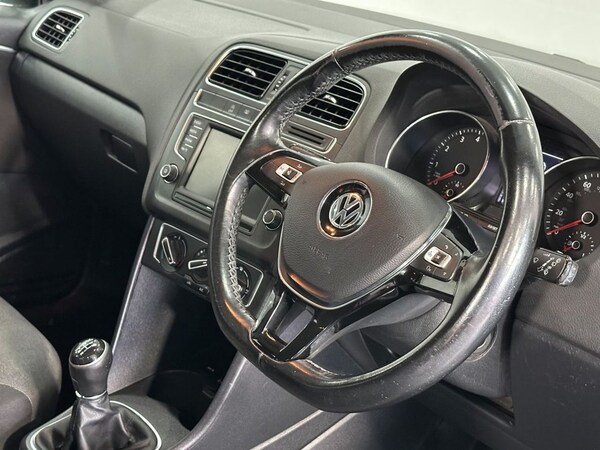 Used Volkswagen Polo 2015 for sale - 76147966: Photo 18