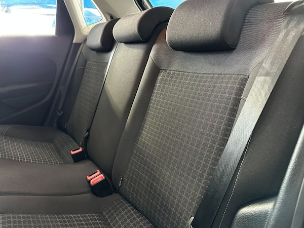 Used Volkswagen Polo 2015 for sale - 76147966: Photo 25