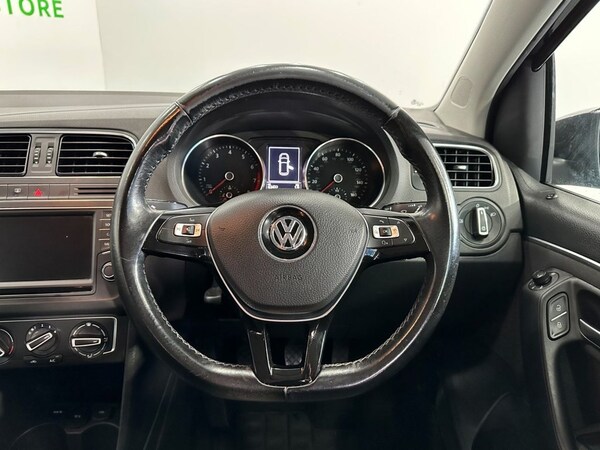 Used Volkswagen Polo 2015 for sale - 76147966: Photo 27