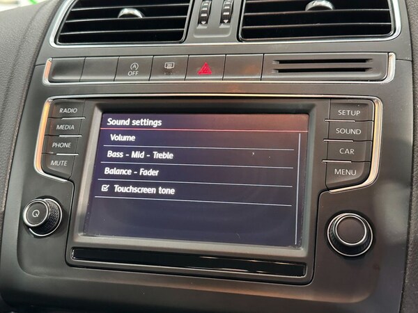 Used Volkswagen Polo 2015 for sale - 76147966: Photo 33
