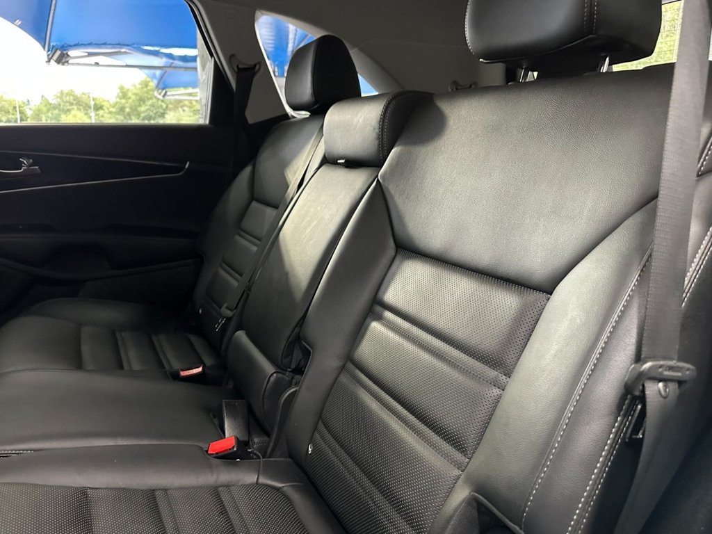 Used Kia Sorento 2018 for sale - 76040215: Photo 25