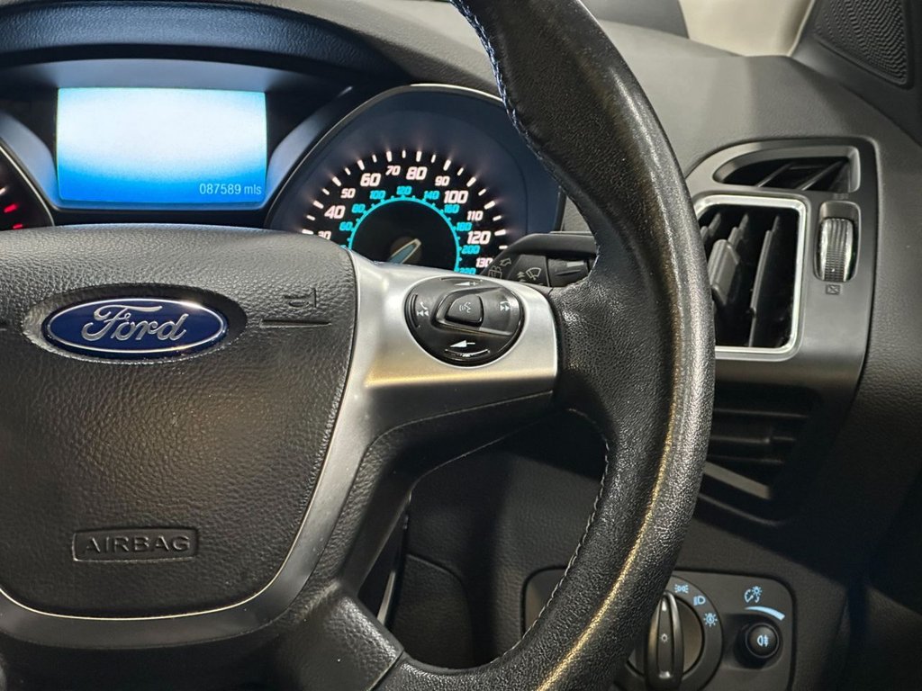 Used Ford Kuga 2015 for sale - 76496561: Photo 26