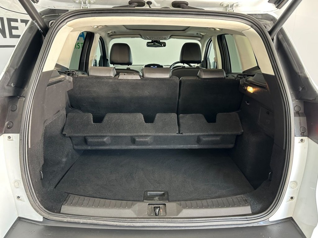 Used Ford Kuga 2015 for sale - 76061837: Photo 35