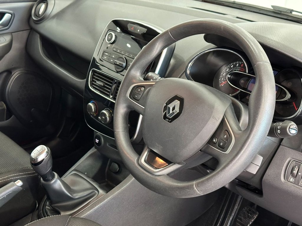 Used Renault Clio 2016 for sale - 76345901: Photo 17