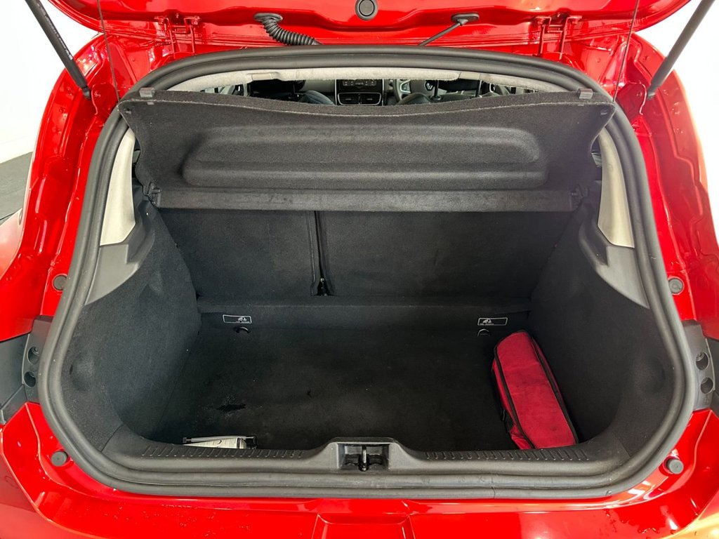 Used Renault Clio 2016 for sale - 76345901: Photo 29