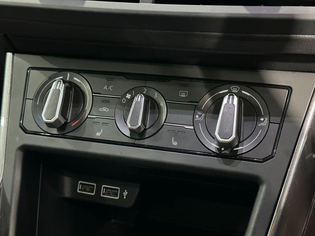 Used Volkswagen Polo 2019 for sale - 76279810: Photo 29