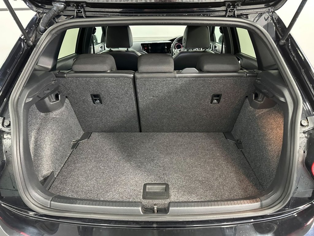 Used Volkswagen Polo 2019 for sale - 76279810: Photo 37