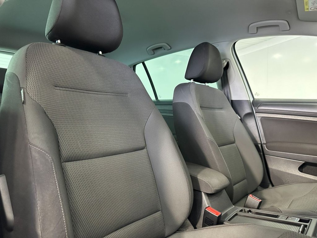 Used Volkswagen Golf 2020 for sale - 76039072: Photo 17
