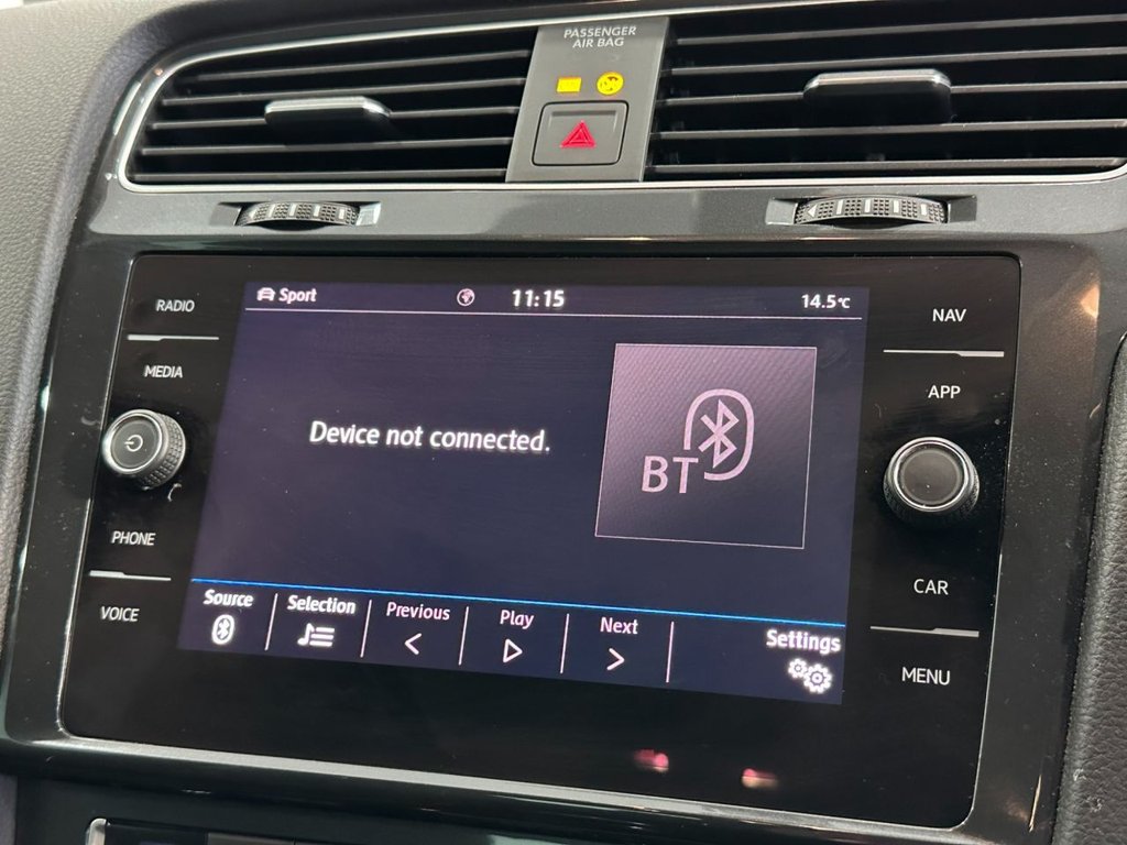 Used Volkswagen Golf 2020 for sale - 76039072: Photo 30