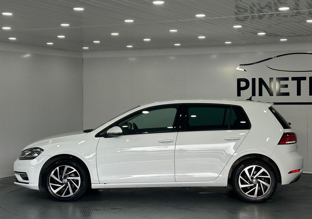 Used Volkswagen Golf 2020 for sale - 76039072: Photo 5