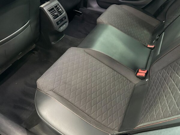 Used SEAT Leon 2020 for sale - 76039802: Photo 23