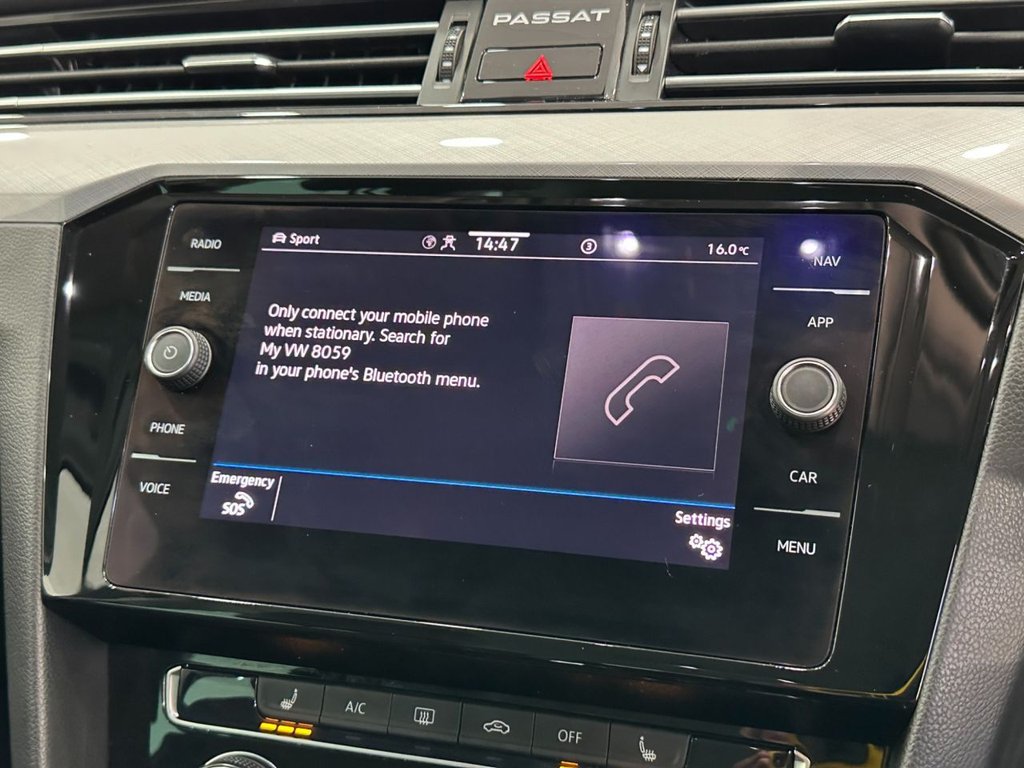 Used Volkswagen Passat 2022 for sale - 77594396: Photo 32