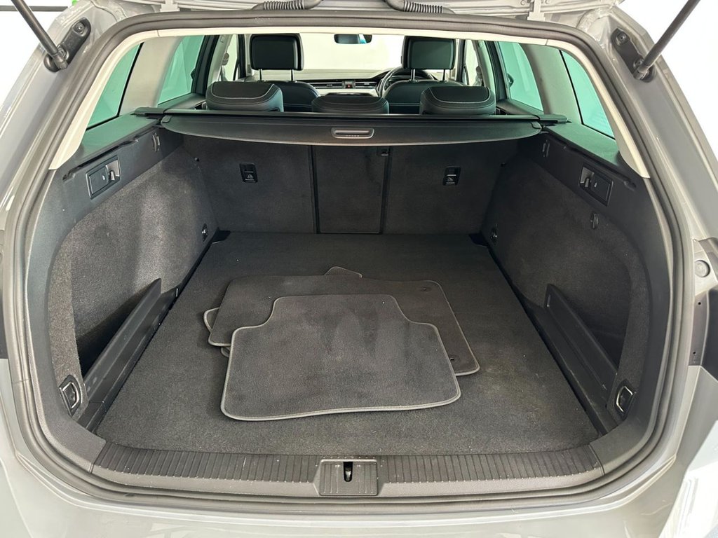 Used Volkswagen Passat 2022 for sale - 77594396: Photo 40