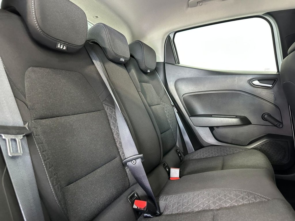 Used Renault Clio 2020 for sale - 76038600: Photo 21