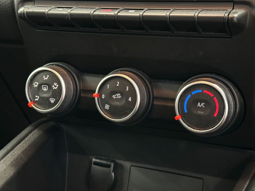 Used Renault Clio 2020 for sale - 76038600: Photo 27