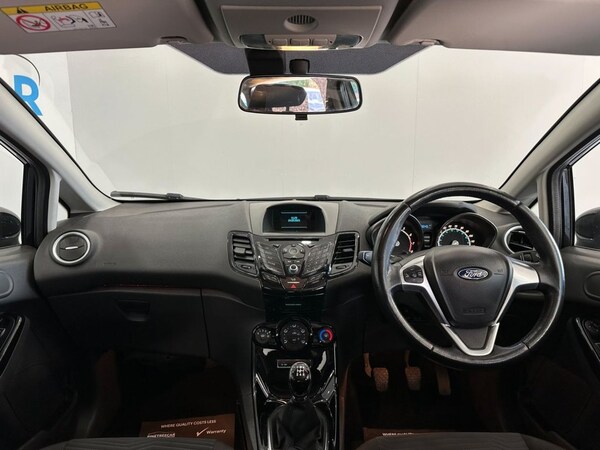 Used Ford Fiesta 2015 for sale - 76048163: Photo 24