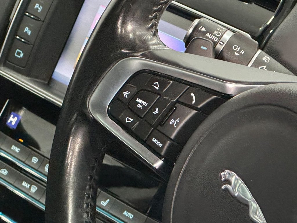 Used Jaguar XE 2017 for sale - 77631628: Photo 14