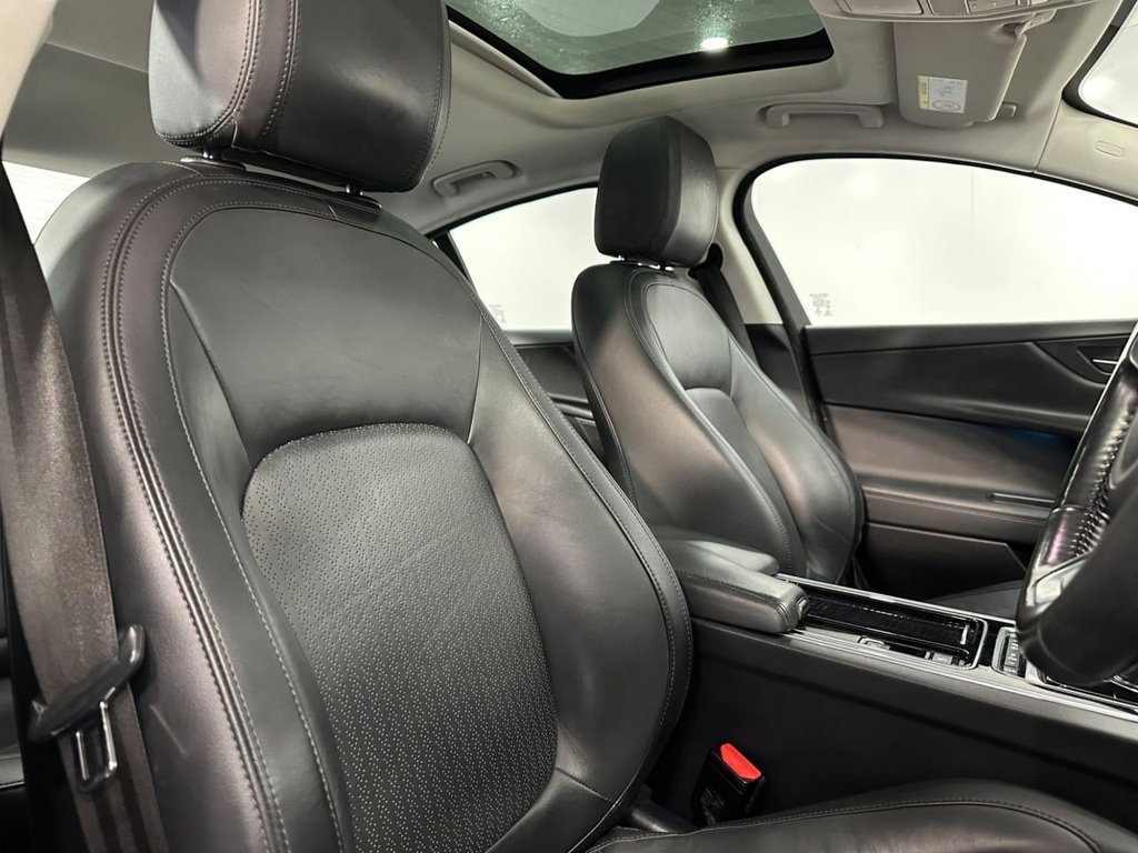 Used Jaguar XE 2017 for sale - 77631628: Photo 18