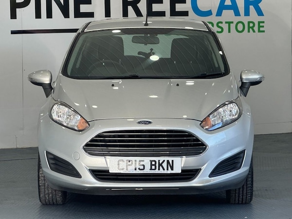 Used Ford Fiesta 2015 for sale - 76048544: Photo 2