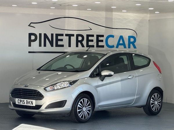 Used Ford Fiesta 2015 for sale - 76048544: Photo 3