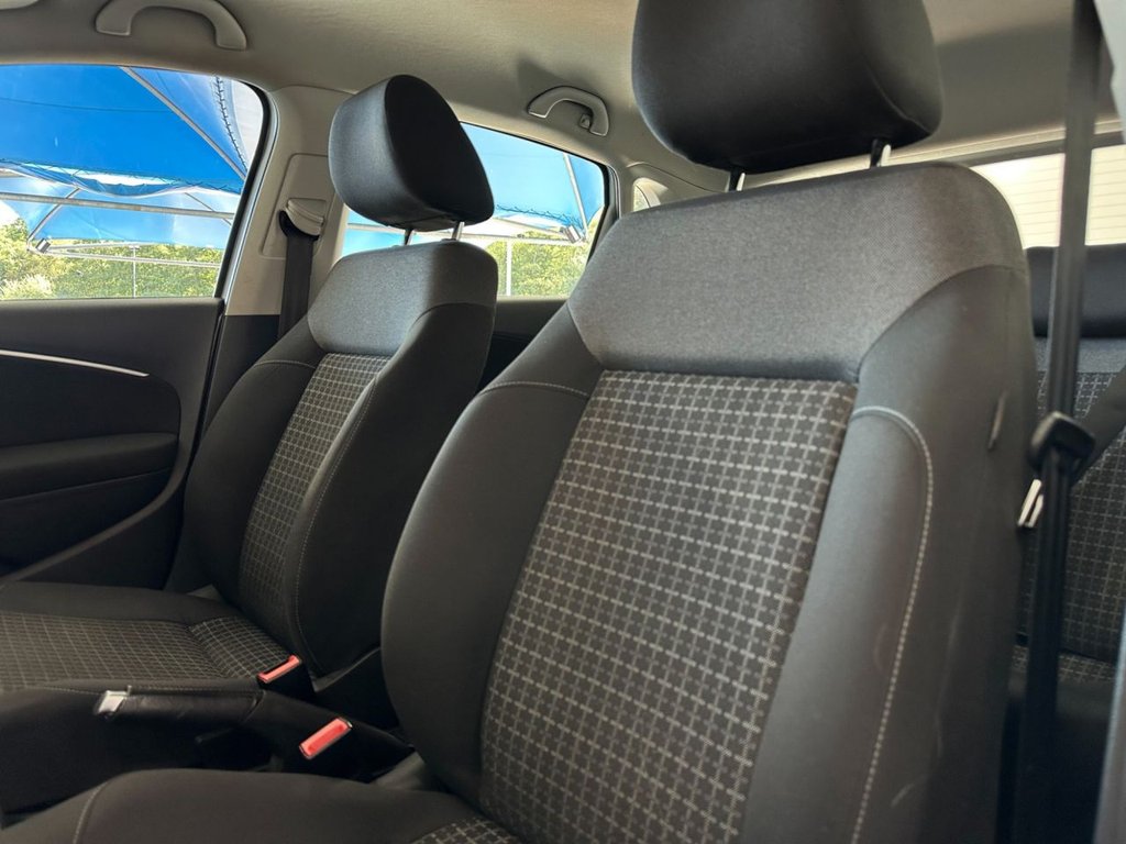 Used Volkswagen Polo 2015 for sale - 76080904: Photo 22