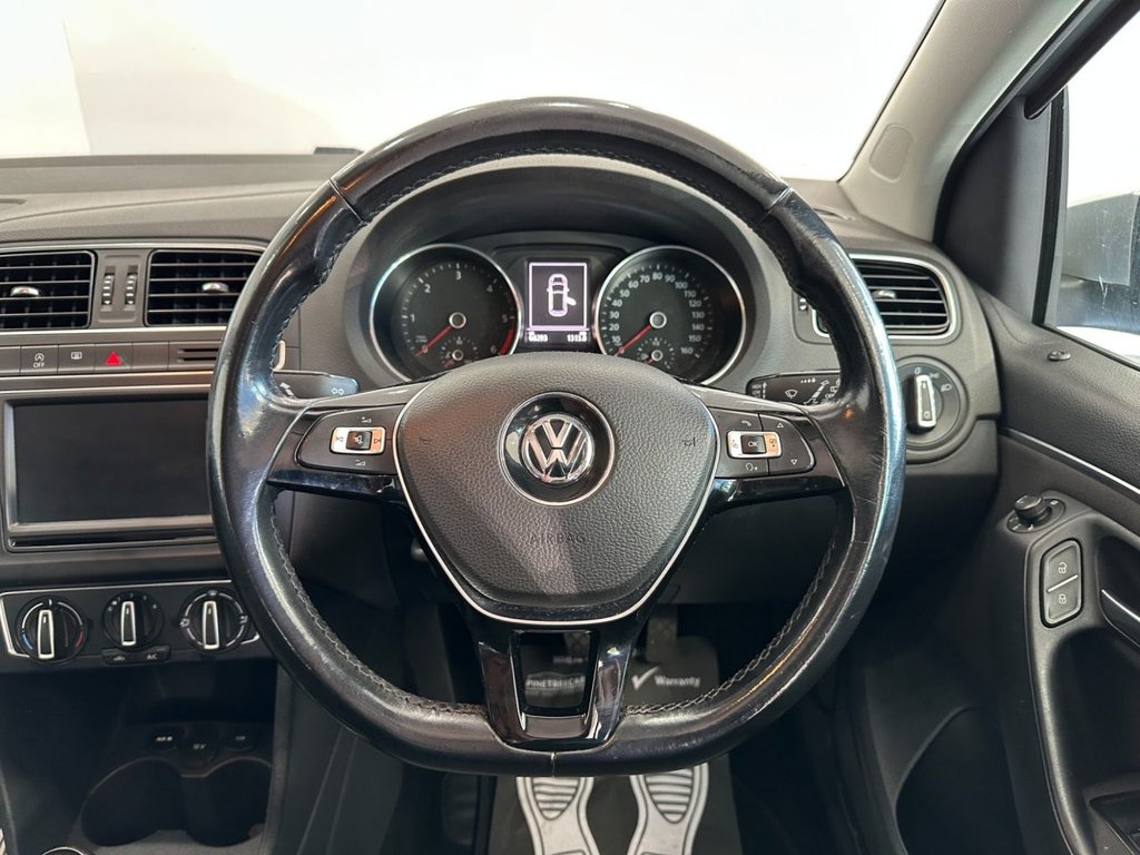 Used Volkswagen Polo 2015 for sale - 76080904: Photo 26