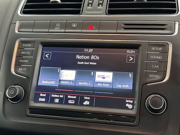 Used Volkswagen Polo 2015 for sale - 76080904: Photo 28
