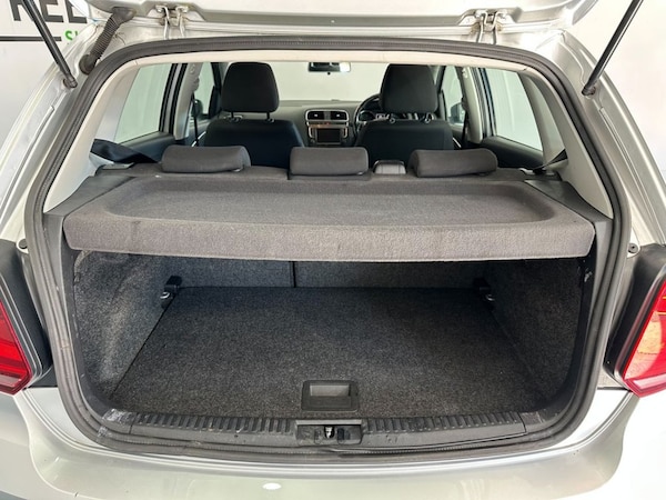 Used Volkswagen Polo 2015 for sale - 76080904: Photo 33