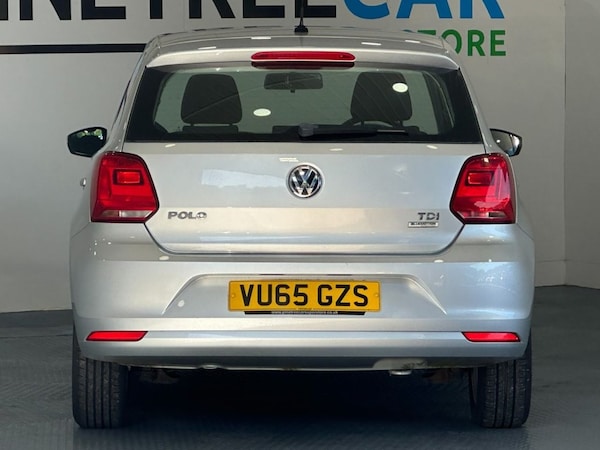 Used Volkswagen Polo 2015 for sale - 76080904: Photo 9