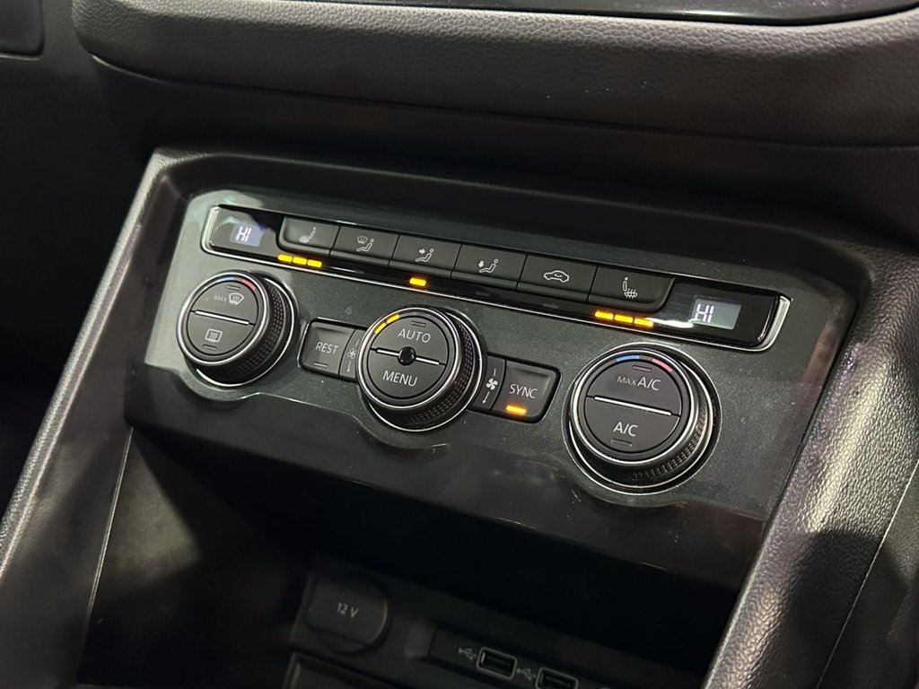 Used Volkswagen Tiguan 2018 for sale - 77680944: Photo 30