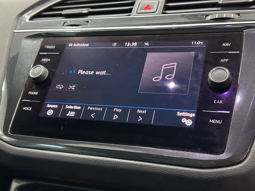 Used Volkswagen Tiguan 2018 for sale - 77680944: Photo 33