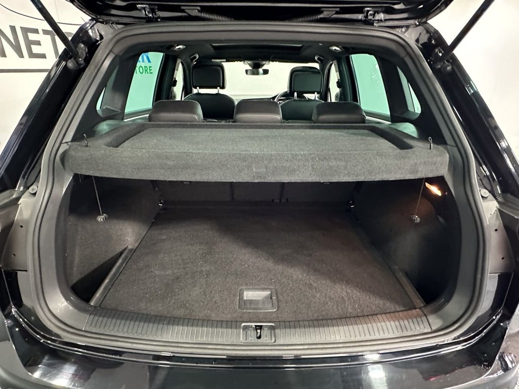 Used Volkswagen Tiguan 2018 for sale - 77680944: Photo 38