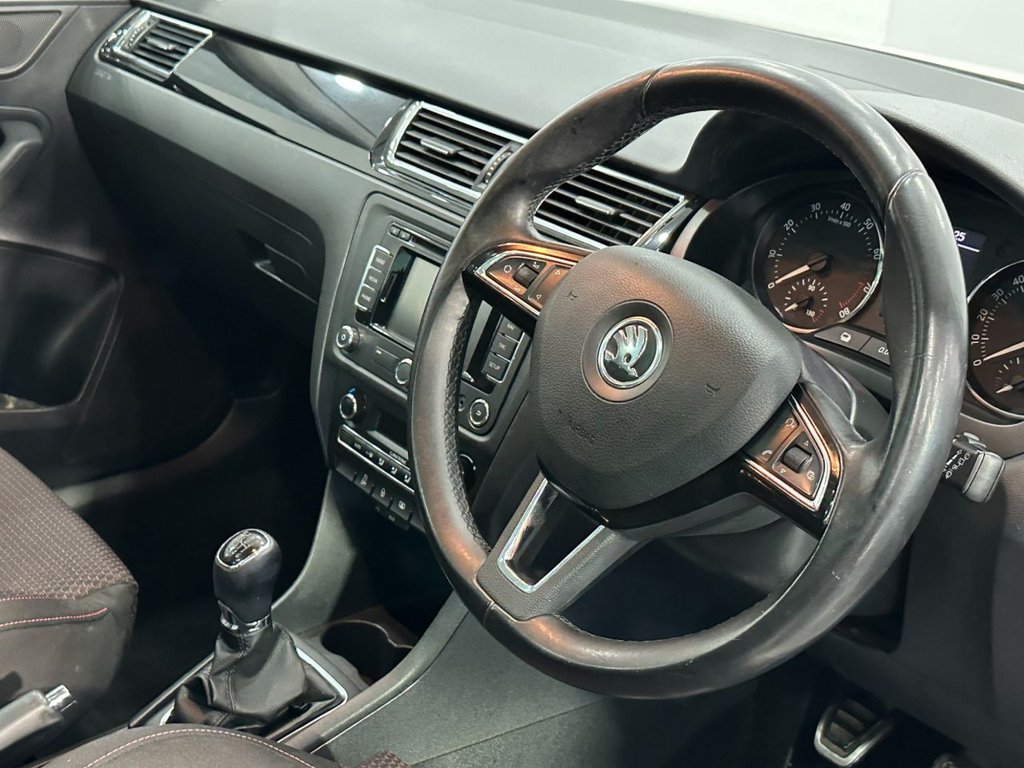 Used Skoda Rapid Spaceback 2015 for sale - 76691352: Photo 16