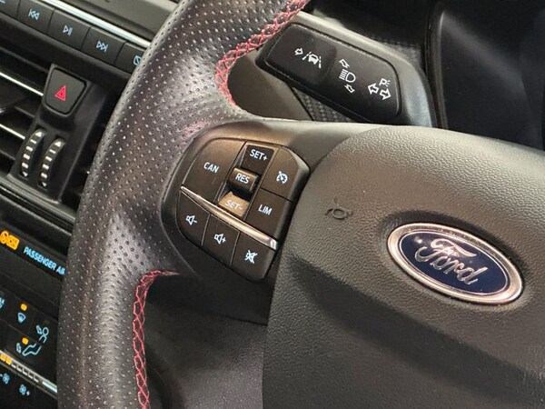 Used Ford Focus 2019 for sale - 76039918: Photo 16