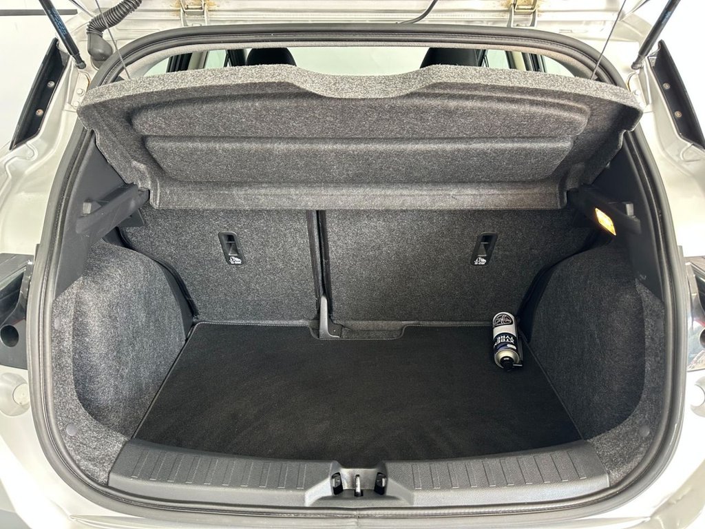 Used Nissan Micra 2018 for sale - 76048656: Photo 32