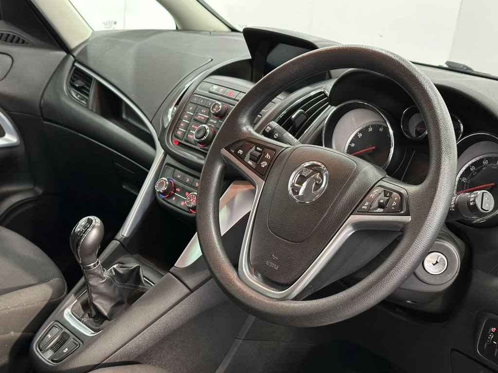 Used Vauxhall Zafira 2016 for sale - 77835168: Photo 14