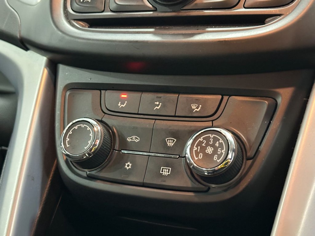 Used Vauxhall Zafira 2016 for sale - 77835168: Photo 28