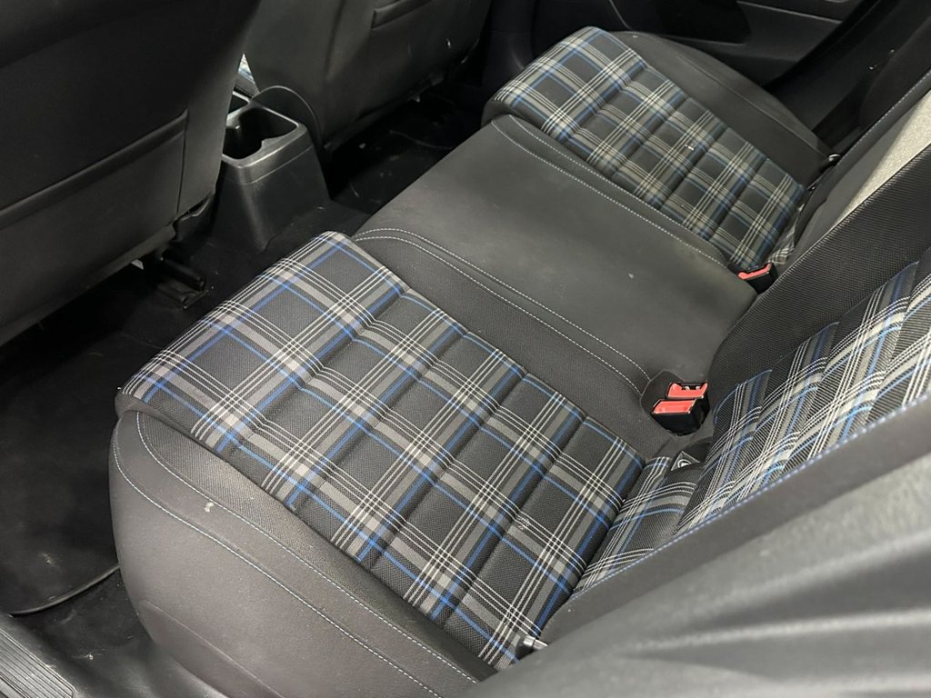 Used Volkswagen Golf 2018 for sale - 76711479: Photo 22