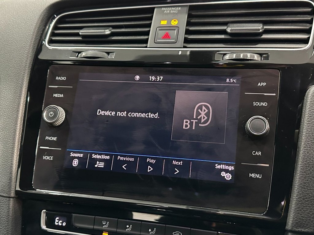 Used Volkswagen Golf 2018 for sale - 76711479: Photo 29