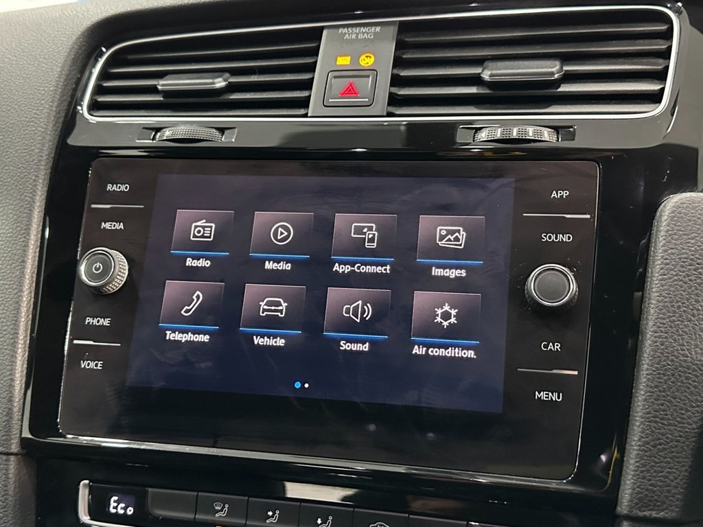 Used Volkswagen Golf 2018 for sale - 76711479: Photo 31