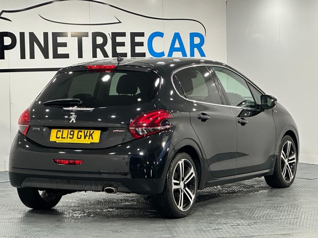 Used Peugeot 208 2019 for sale - 76496539: Photo 10