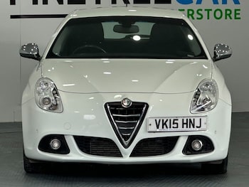 Used Alfa Romeo Giulietta 2015 for sale - 77302052: Photo