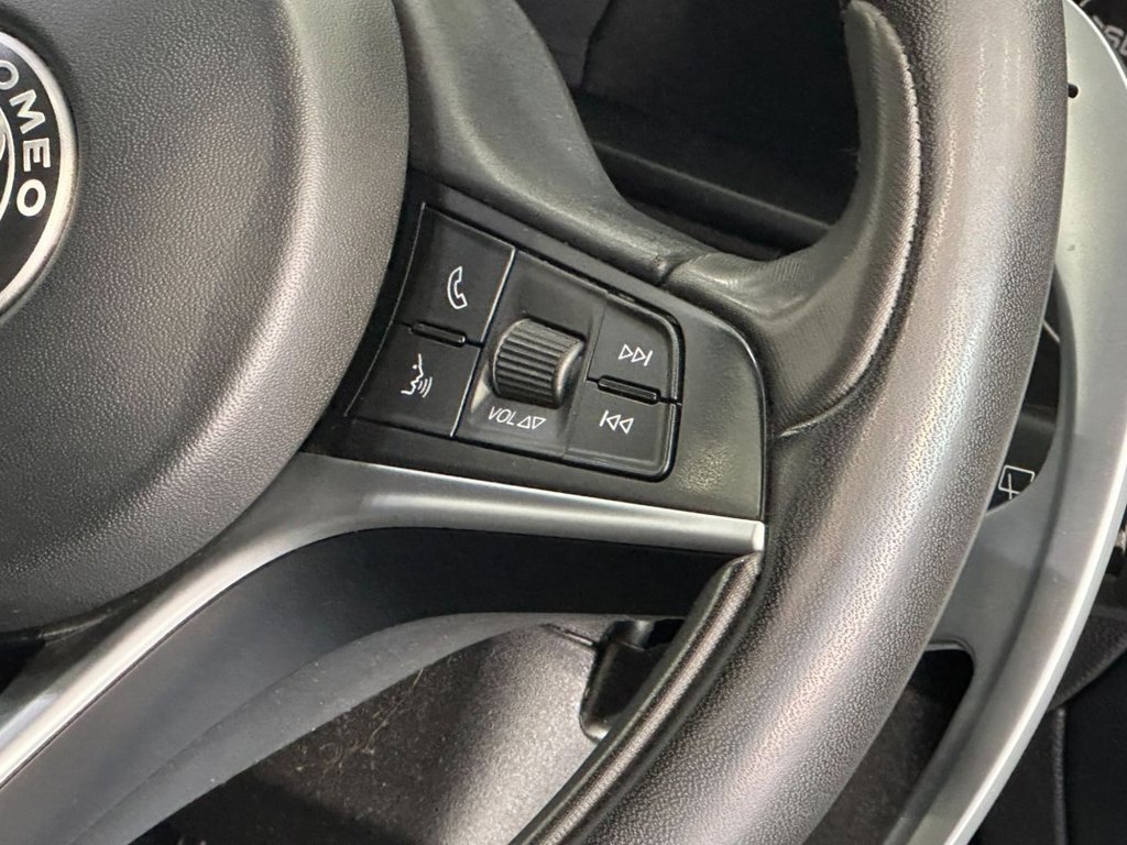 Used Alfa Romeo Stelvio 2017 for sale - 76039139: Photo 18