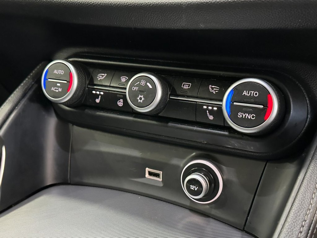Used Alfa Romeo Stelvio 2017 for sale - 76039139: Photo 31