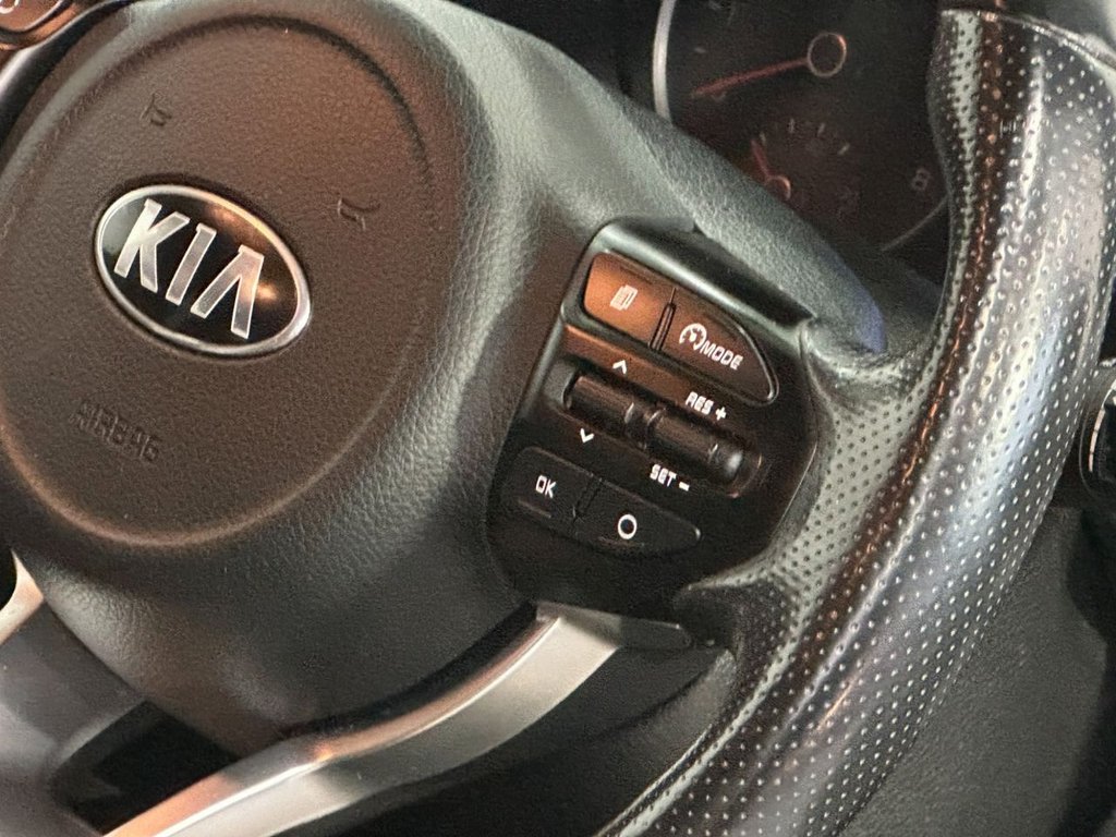 Used Kia Stonic 2018 for sale - 77212794: Photo 18