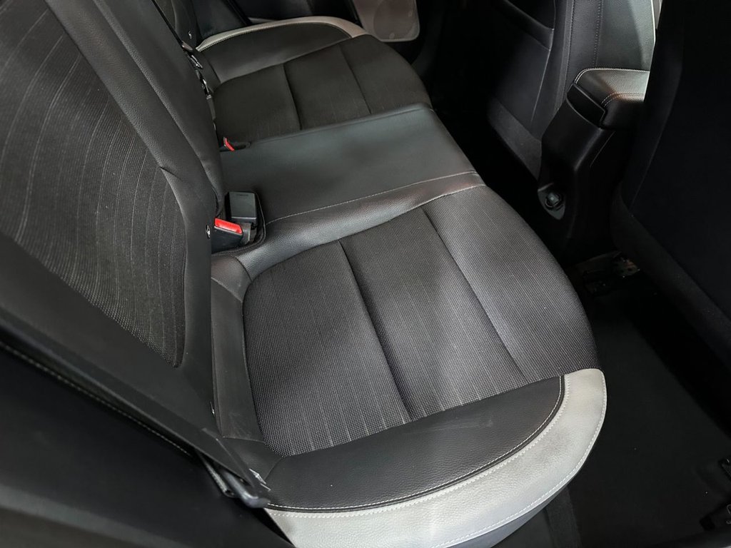 Used Kia Stonic 2018 for sale - 77212794: Photo 20