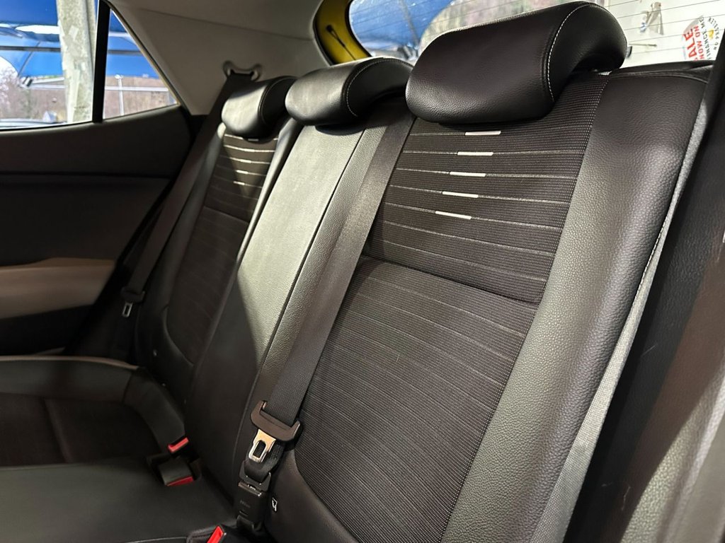 Used Kia Stonic 2018 for sale - 77212794: Photo 24